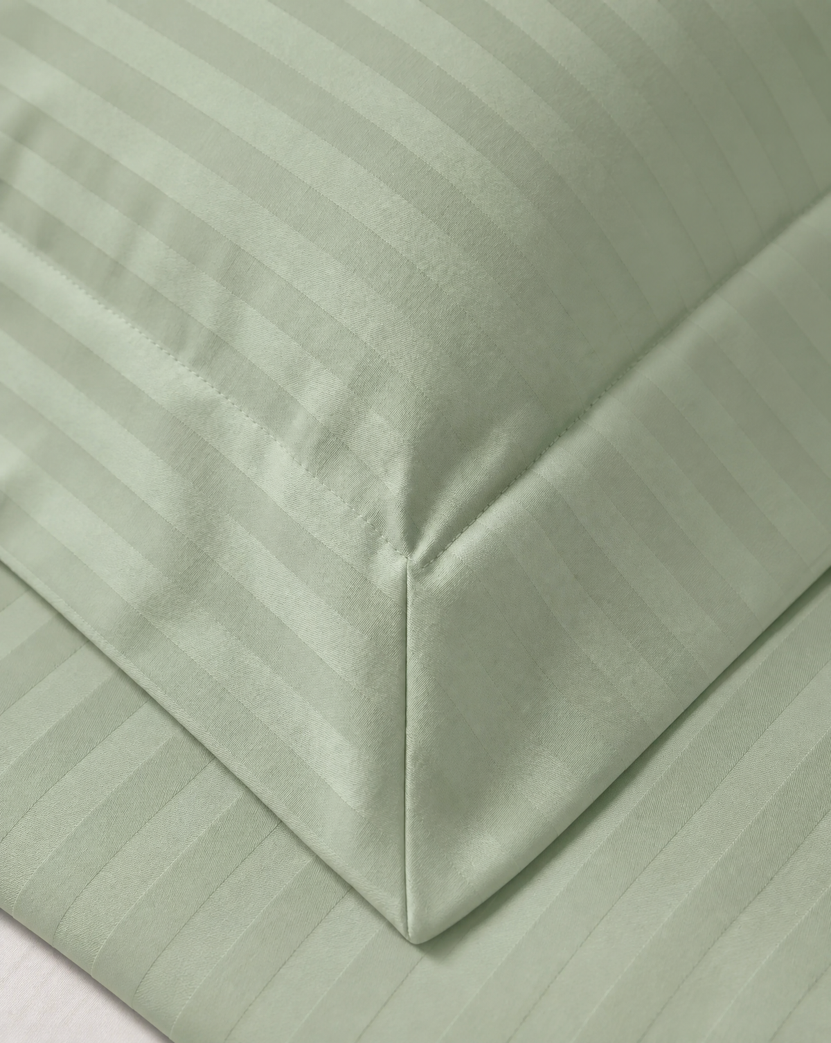 Zelesta Deluxe Hotel Stripe Nahtlose Satin-Baumwolle Bettdecke - Grün