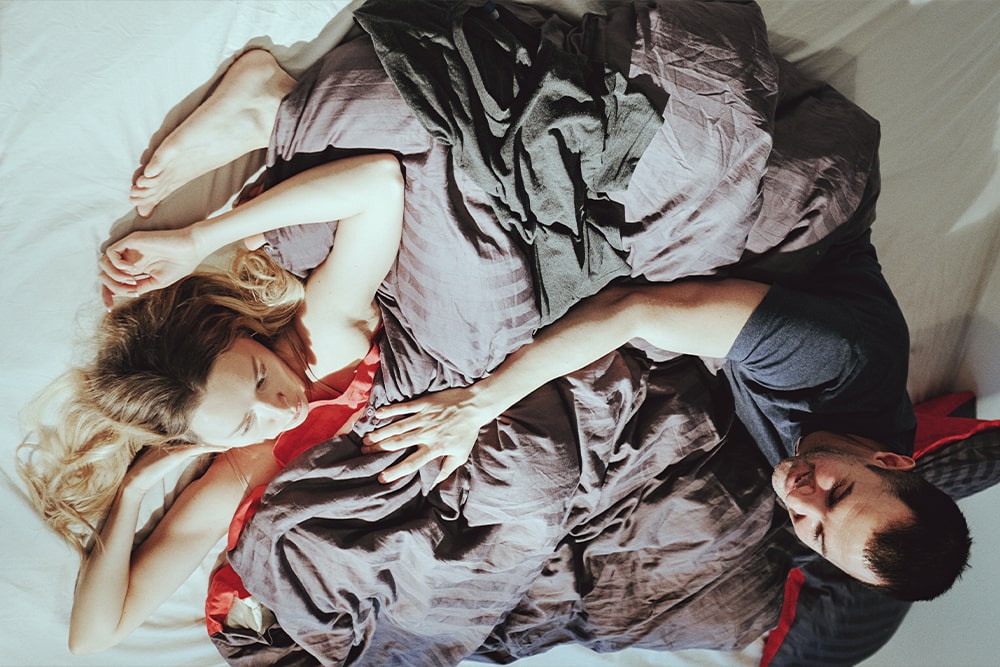 Het geheim van samen slapen: Aparte dekens in een gedeeld bed