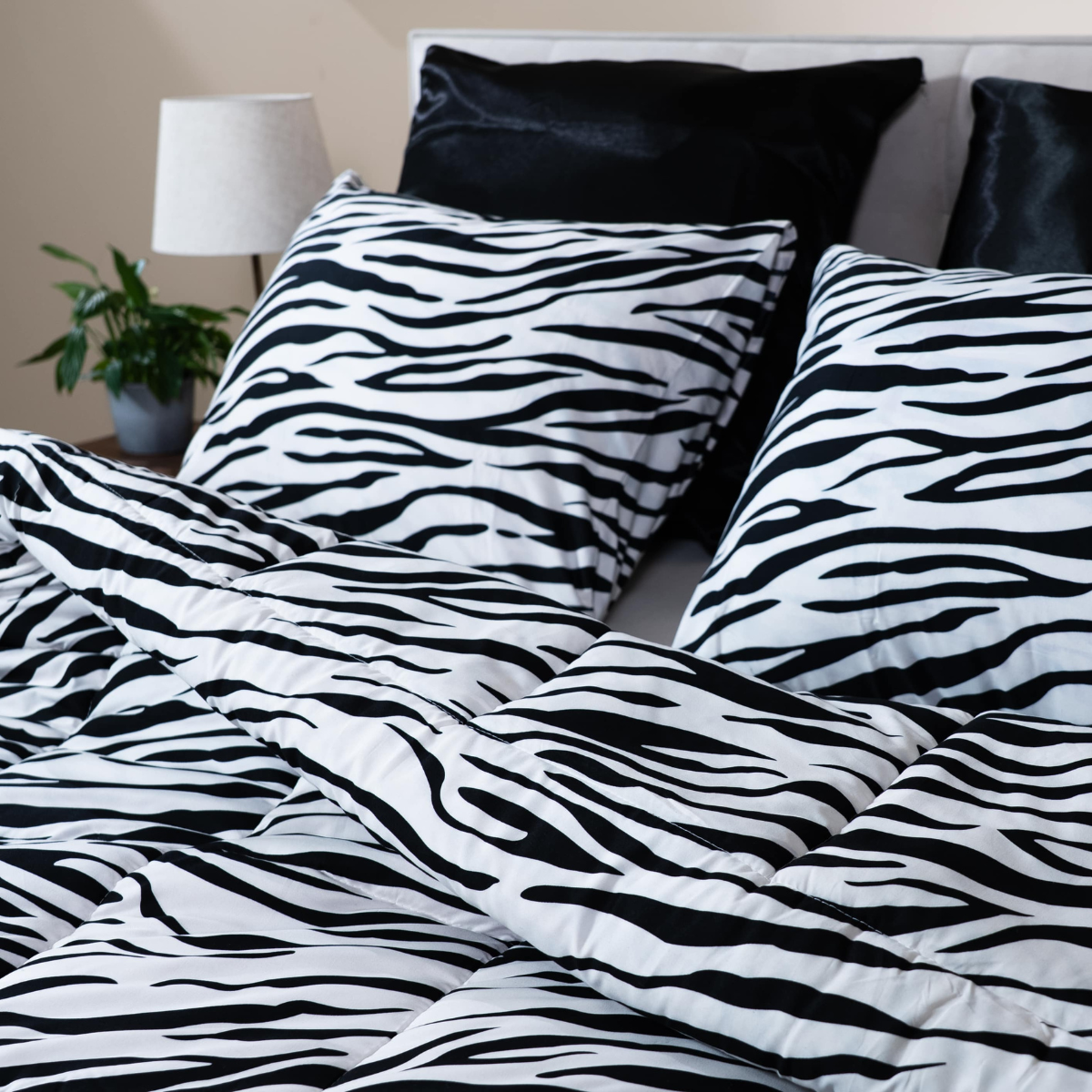 Zelesta Comfort Design Duvet - Zebra Skin