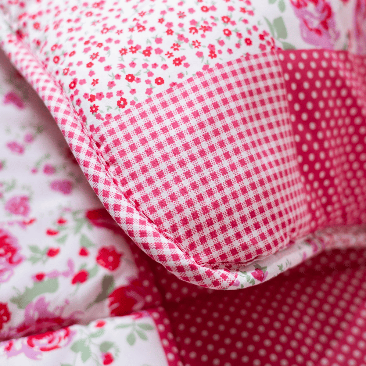 Zelesta Comfort Design Sommerbettdecke - Patchwork Pink