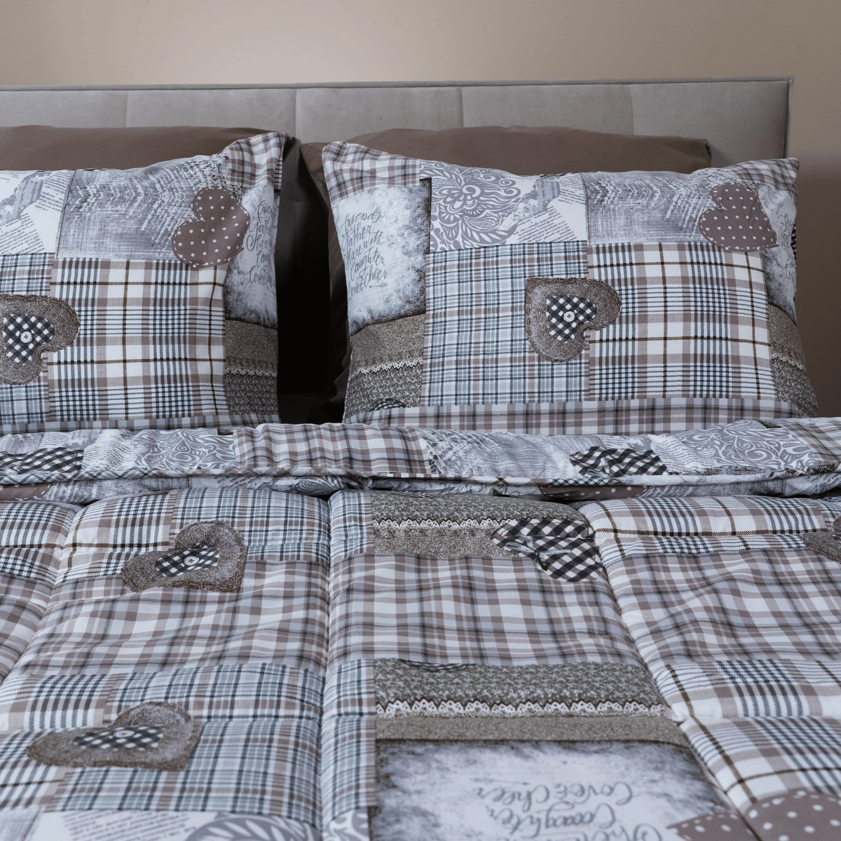 Zelesta Comfort Design Sommerbettdecke - Patchwork Hearts