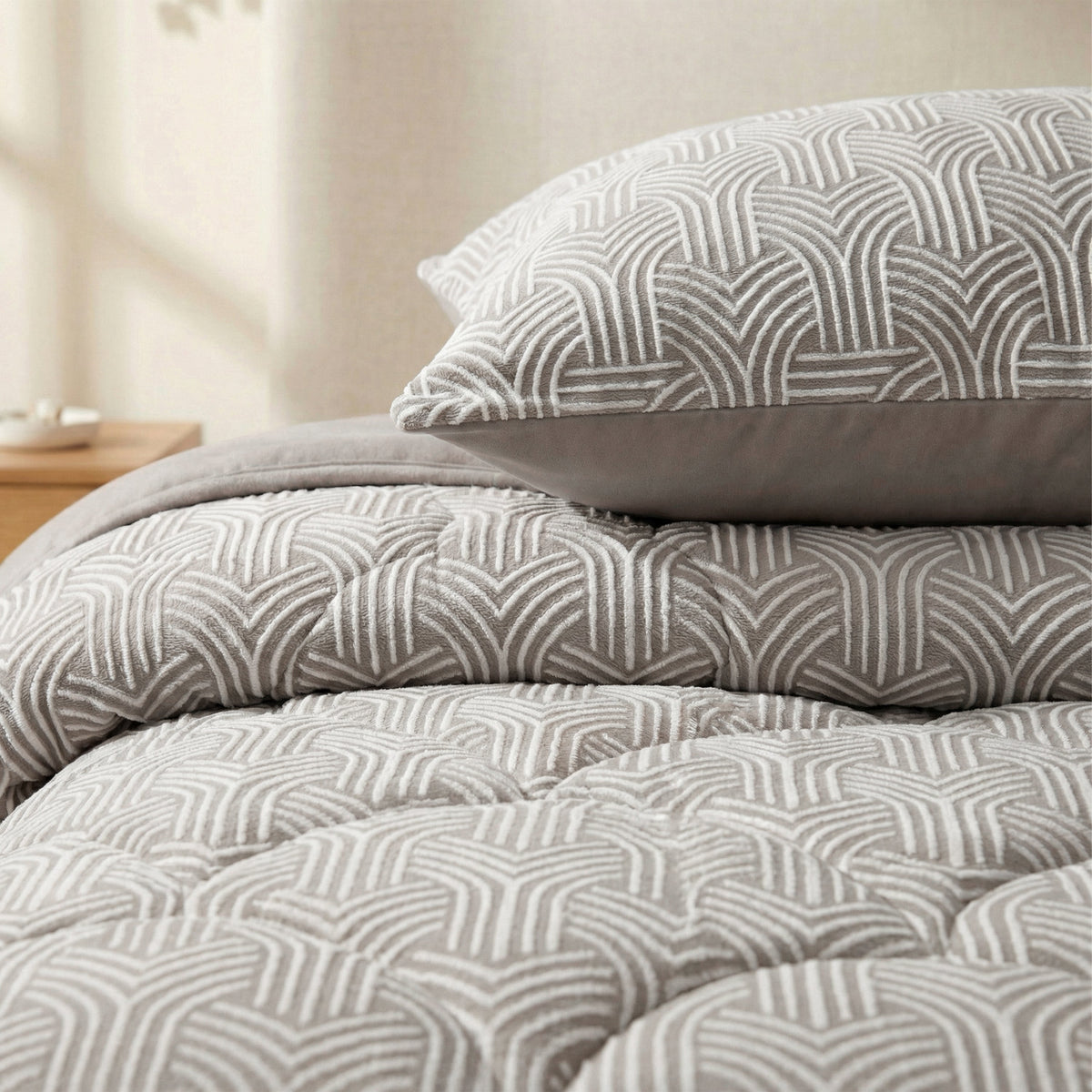 Zelesta Special Flanell Luxus Bettdecke – Taupe & Grau