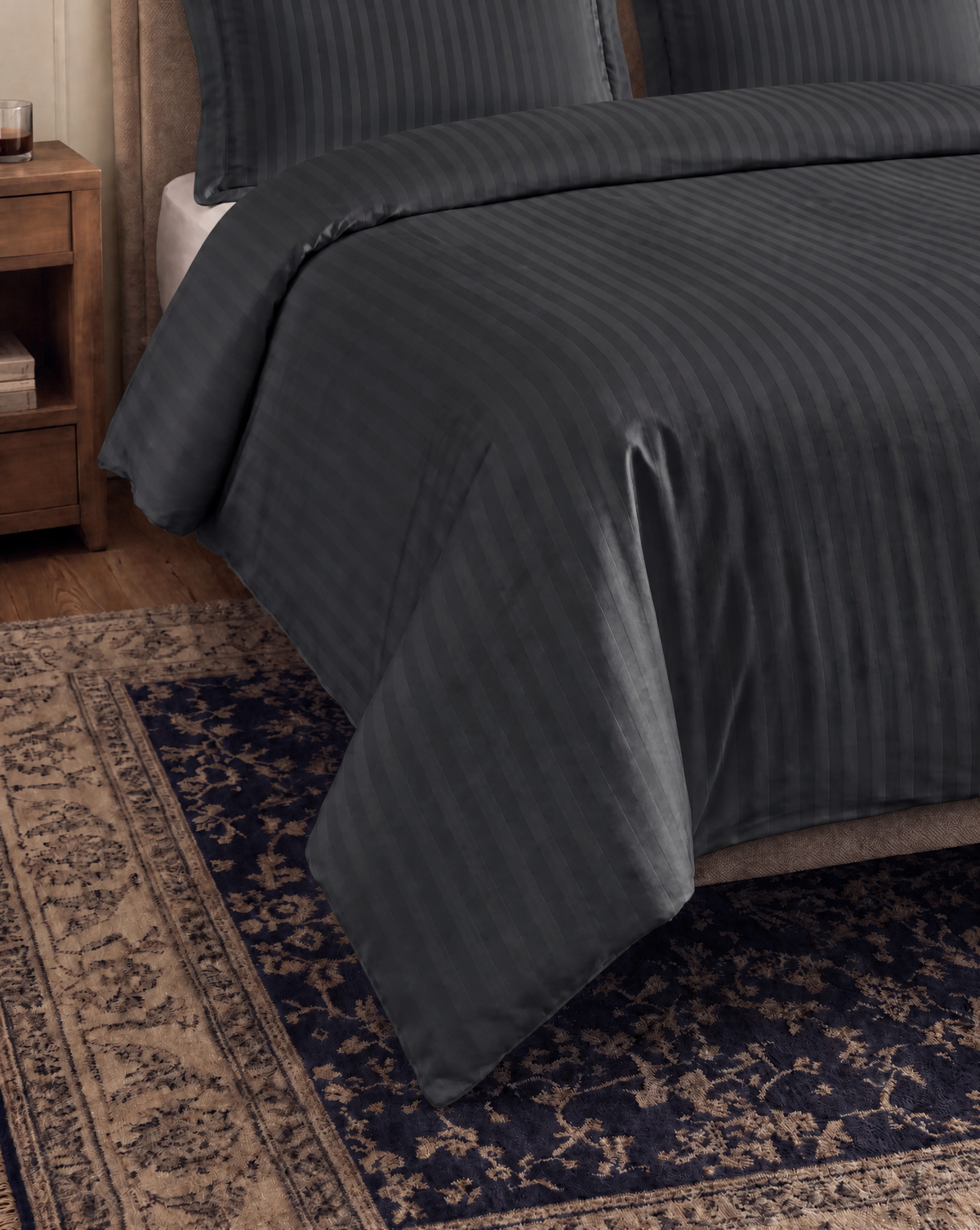 Zelesta Deluxe Hotel Stripe Nahtlose Satin-Baumwolle Bettdecke - Anthrazit