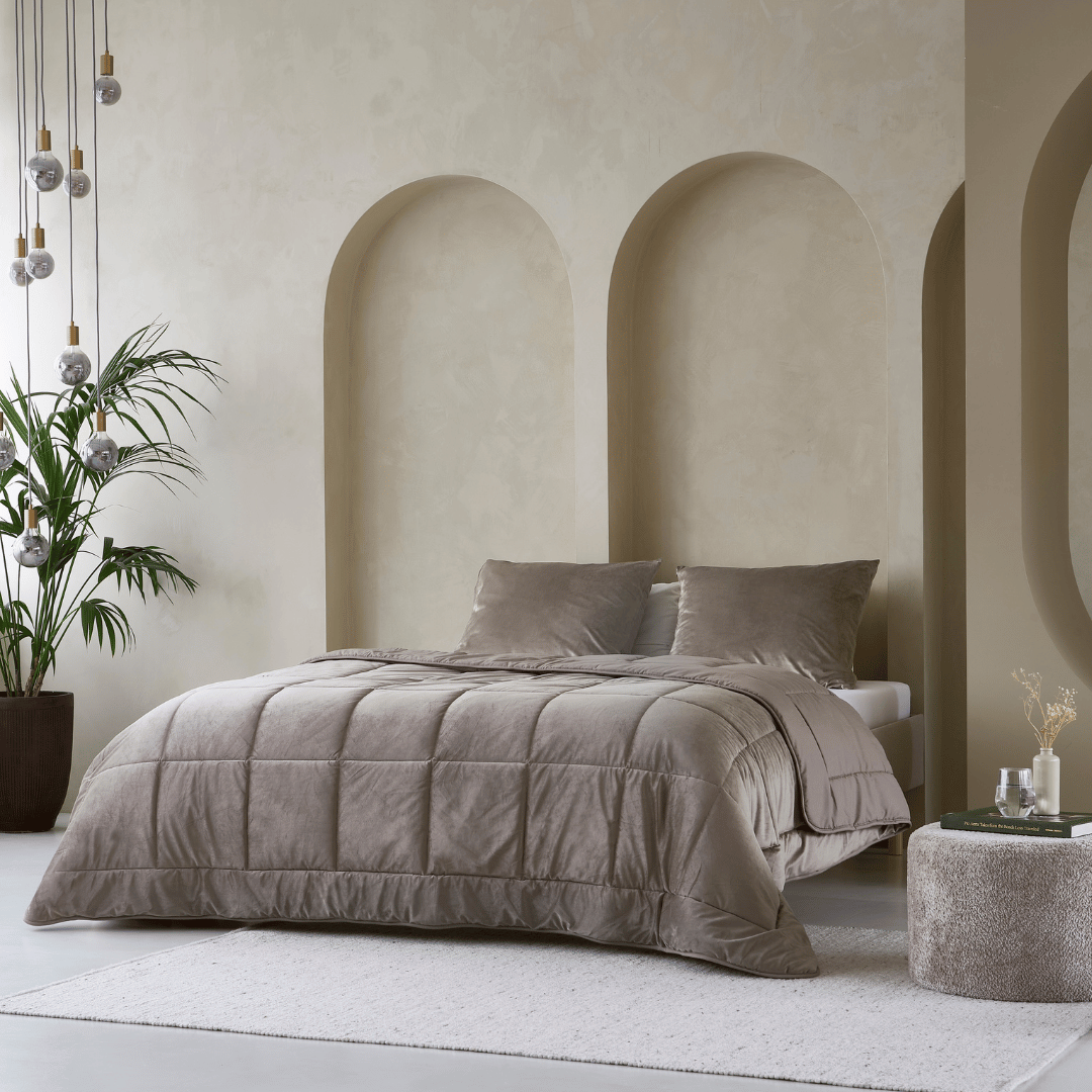 Zelesta Special Velvet Bettdecke – Taupe