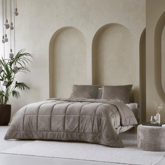 Zelesta Special Velvet Bettdecke – Taupe