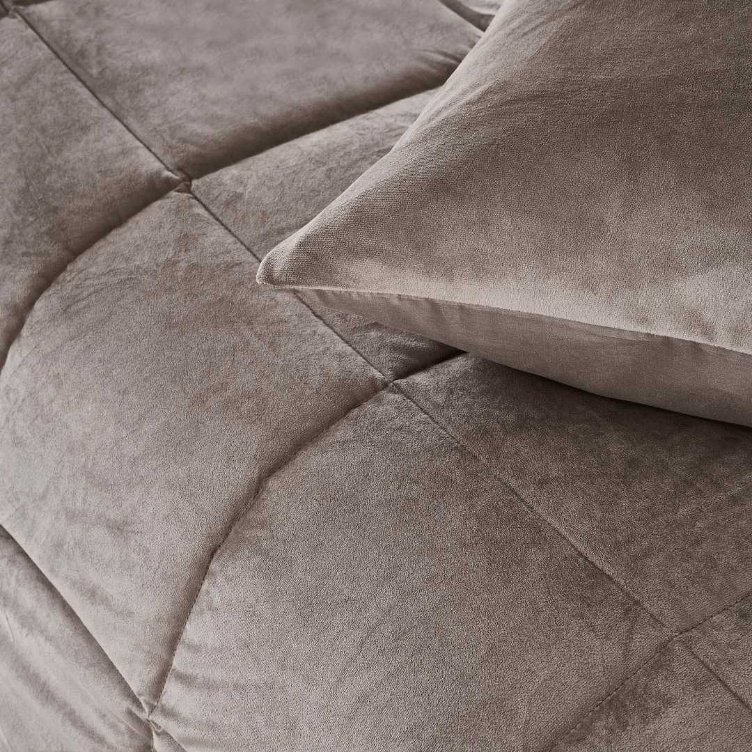 Zelesta Special Velvet Bettdecke – Taupe