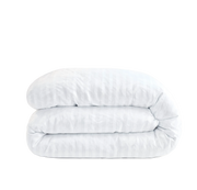 Zelesta Deluxe Hotel Stripe Nahtlose Satin-Baumwolle Bettdecke - Weiß